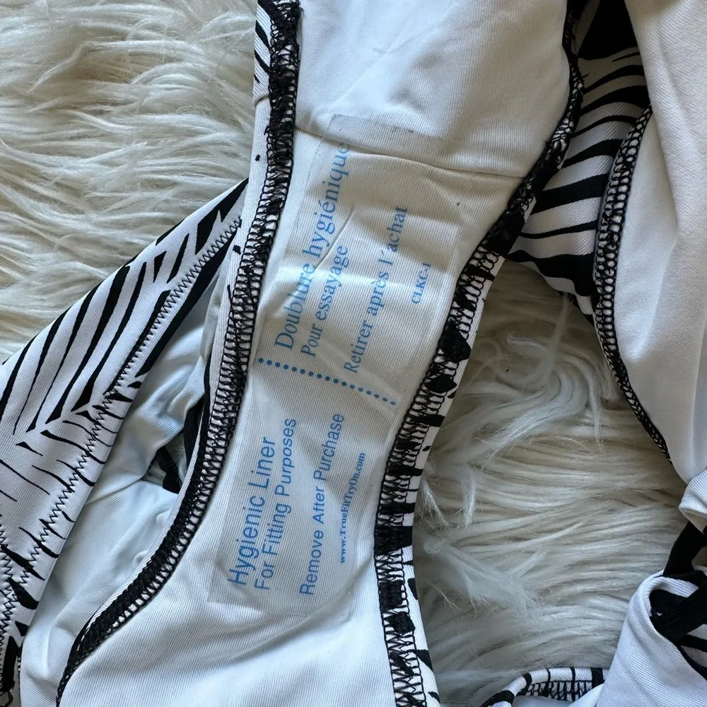 VS PINK gym to swim one piece suit - Picture 13 of 14